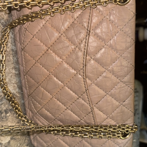 Authentic CHANEL Nude Aged Calfskin 2.55 Reissue 226 Large Shoulder Bag - Picture 5 of 9